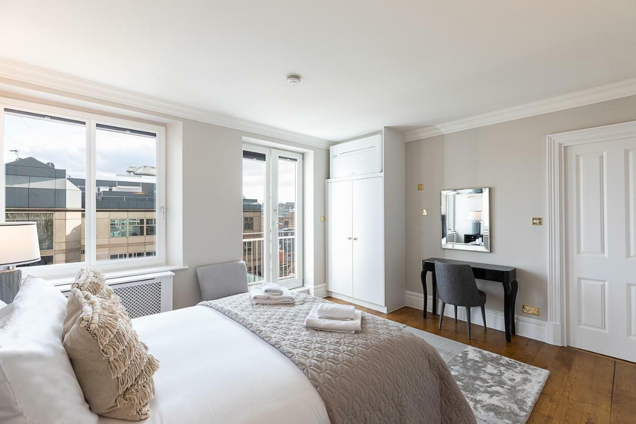 Stylish New Flat Near Mayfair & Piccadilly Circus! Appartamento Londra
